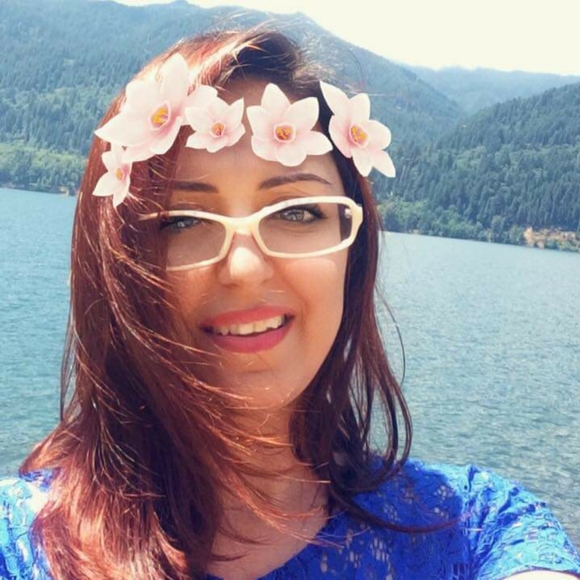 Who's agree with me🙋🏻‍♀️!!! - Picture 2 of 2